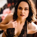 Creating Chemistry and Intimacy in Photos: Tips for Boudoir Photography