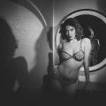 Tips for Balancing Different Types of Lighting in Boudoir Photography