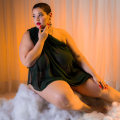 Flattering Poses for Plus Size Clients: Tips and Techniques for Boudoir Photography